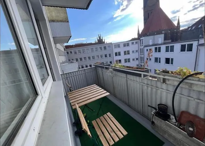 Middle Of The City Center, With Balcony
