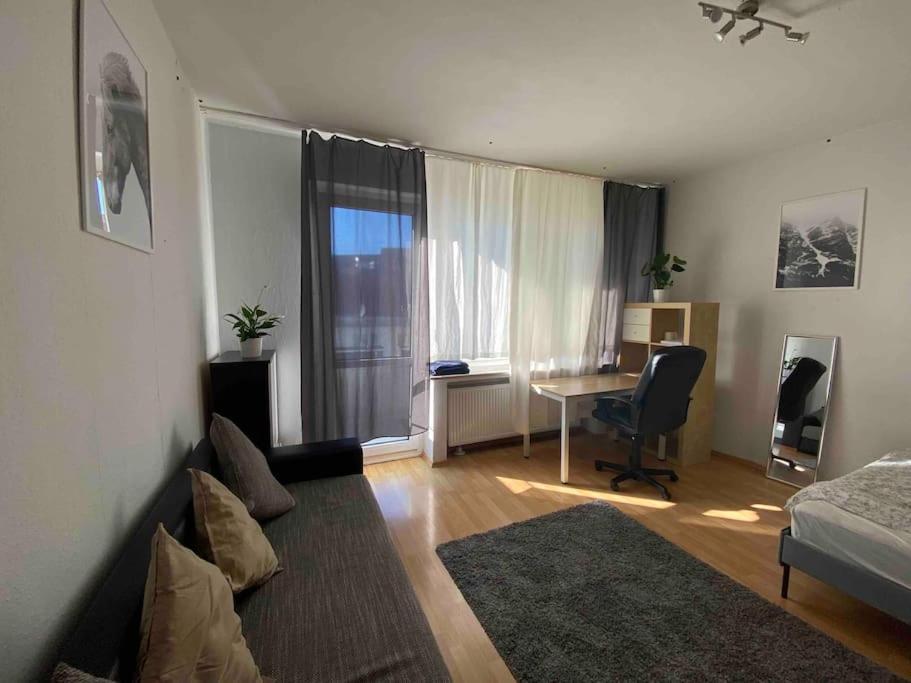 Apartment Middle Of The Center, With Balcony *