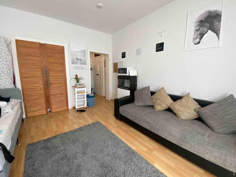 Apartment Middle Of The Center, With Balcony Hannover